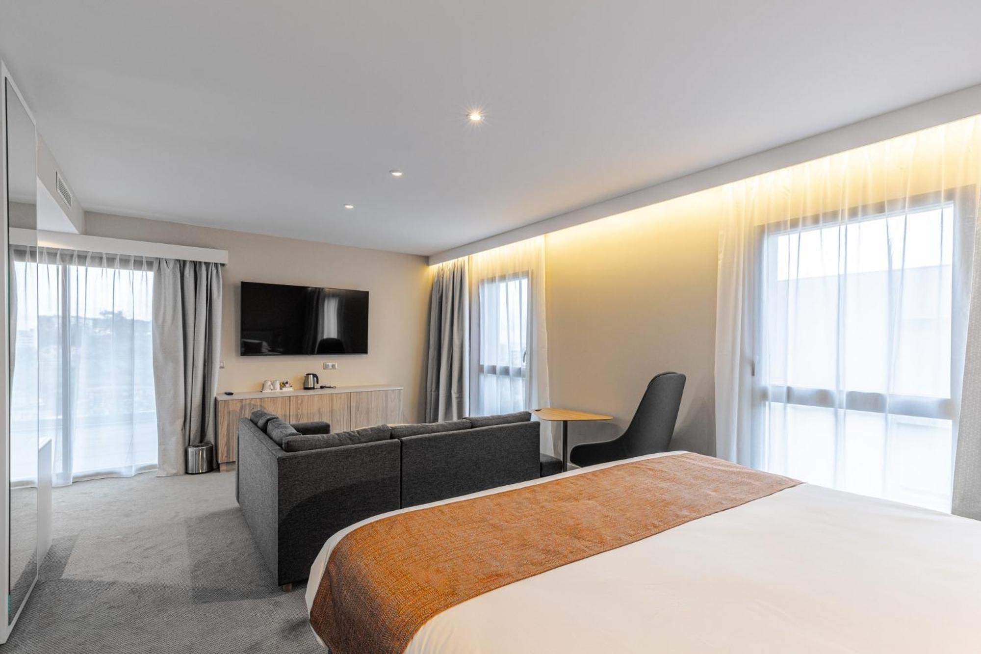 Holiday Inn Express Ajaccio By Ihg 外观 照片