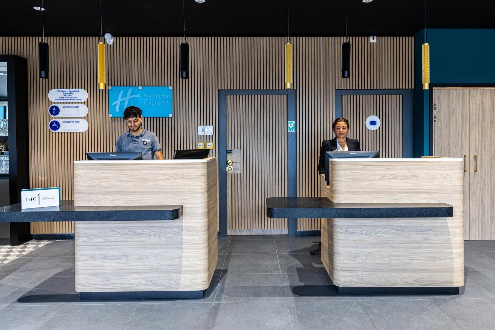 Holiday Inn Express Ajaccio By Ihg 外观 照片